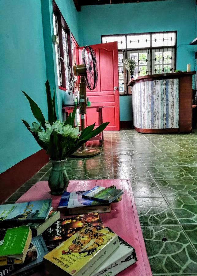 Champion Hostel 2 (Adults Only) Chiang Mai Extérieur photo